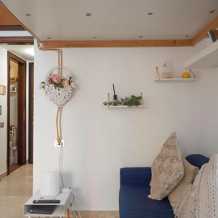 I-host Loft - Melzo 13 Lägenhet